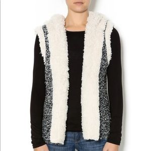 FAUX FUR VEST‎ RAIN + ROSE HOODIE